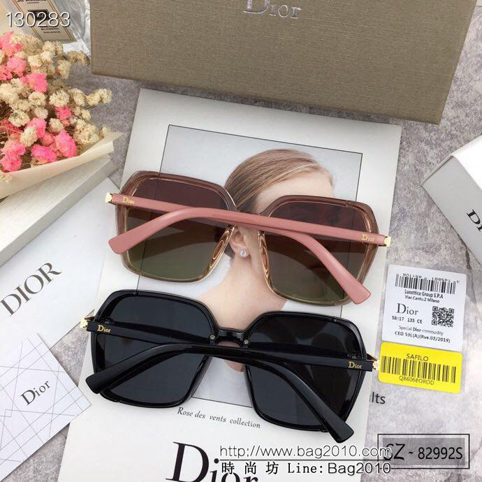 DIOR-迪奧 2019新款 太陽鏡 減輕強光負擔 遮擋有害光線防輻射 出行旅遊必備品 82992S  lly1732